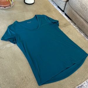 Athleta Teal blue t shirt